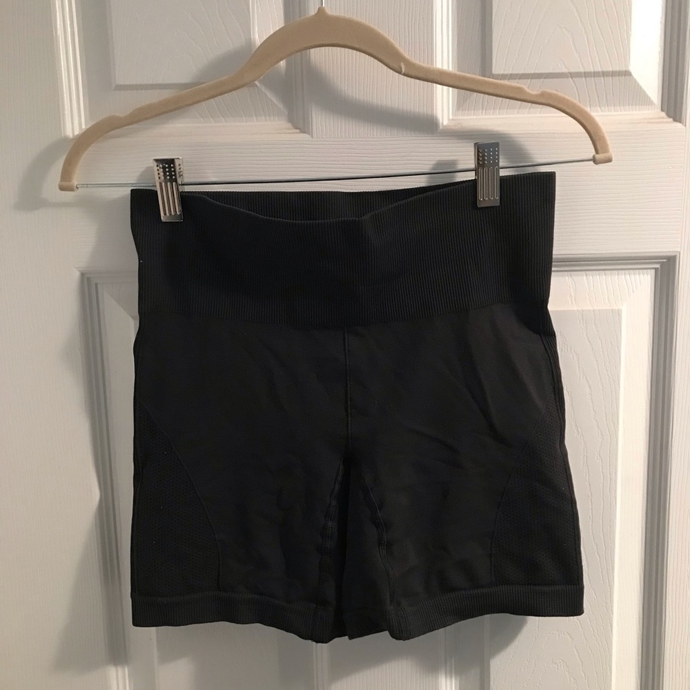 Lululemon biker shorts